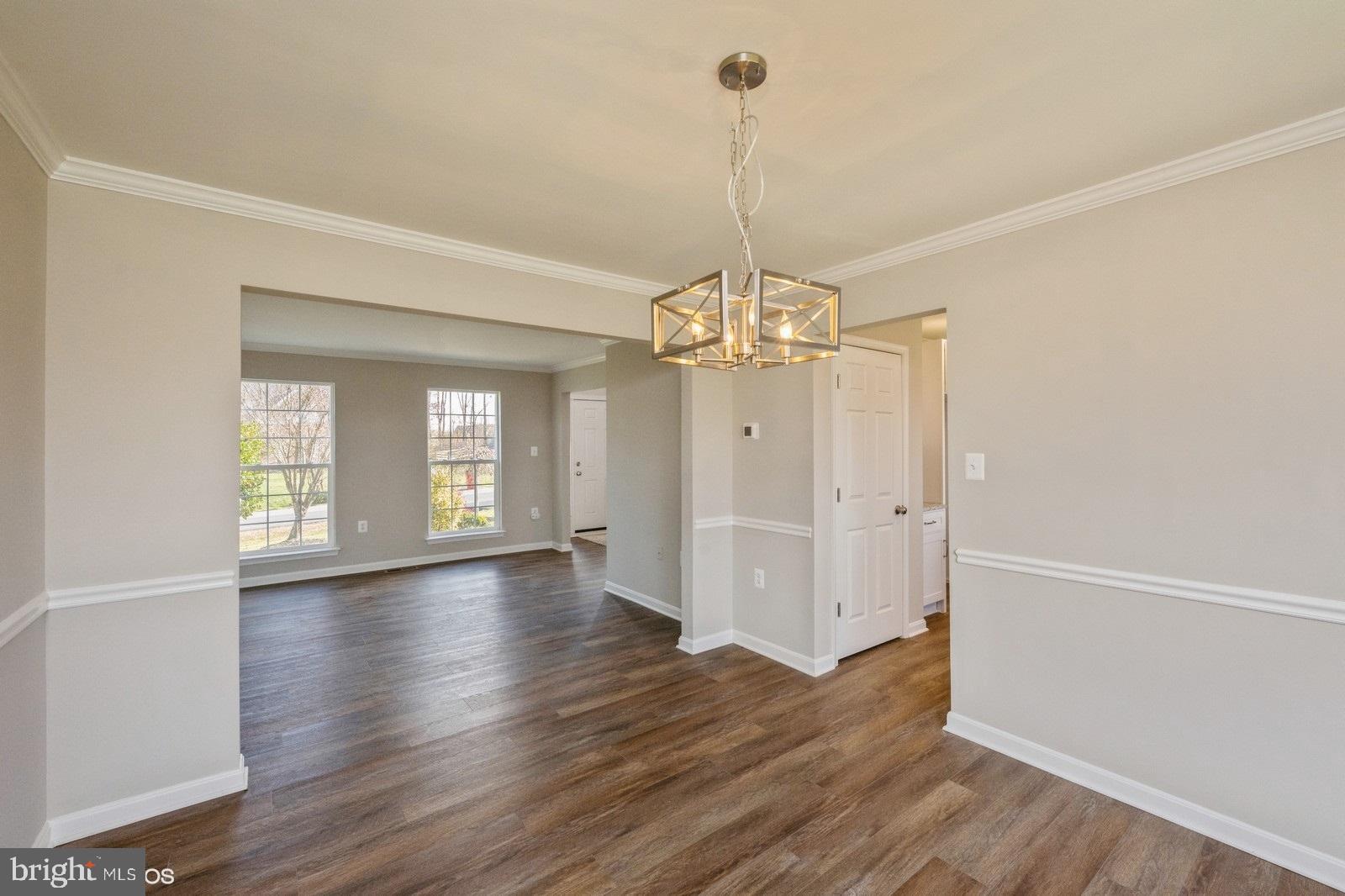 LOCUST HILL - Residential