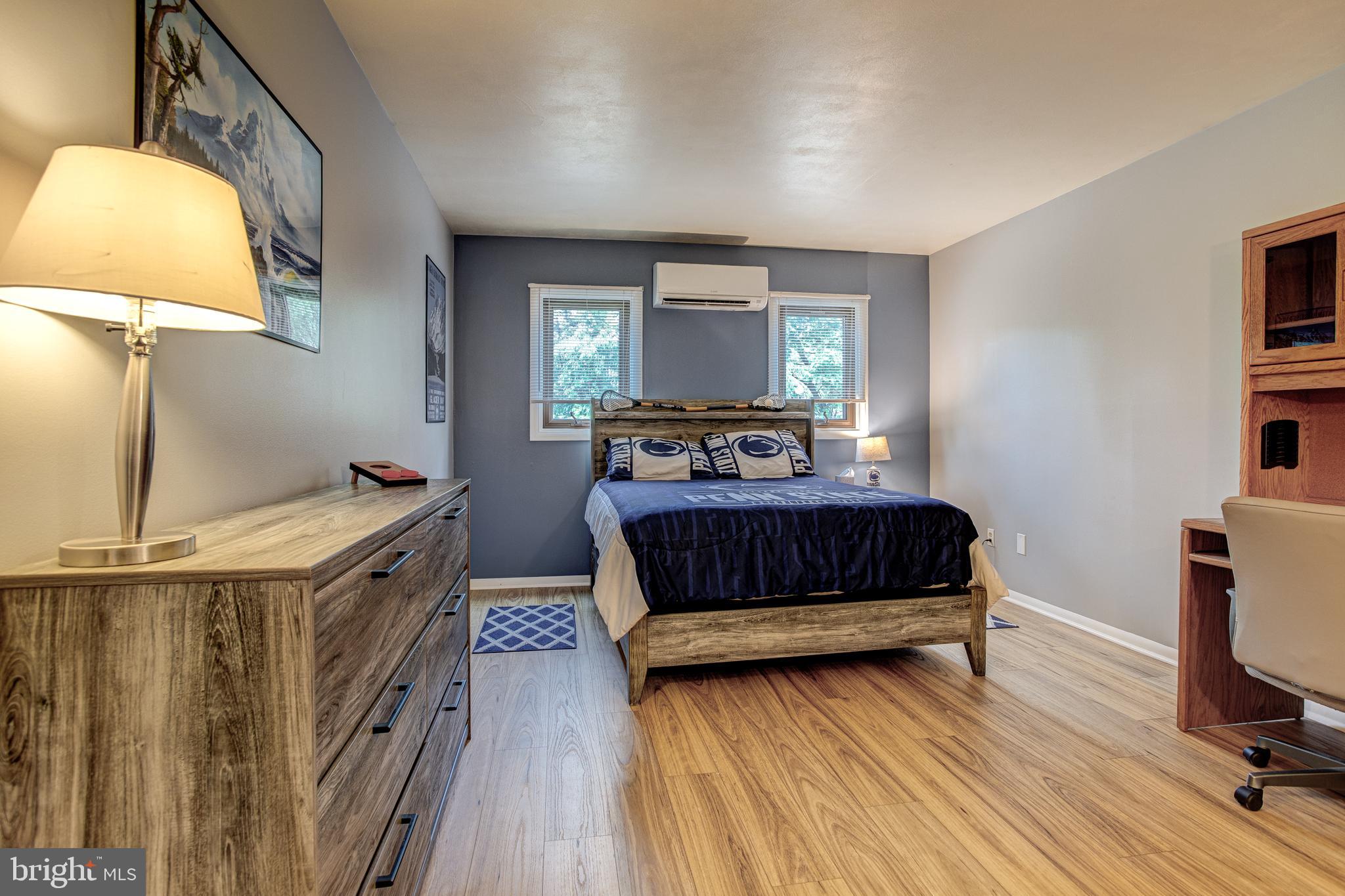AARON VILLAGE - Residential