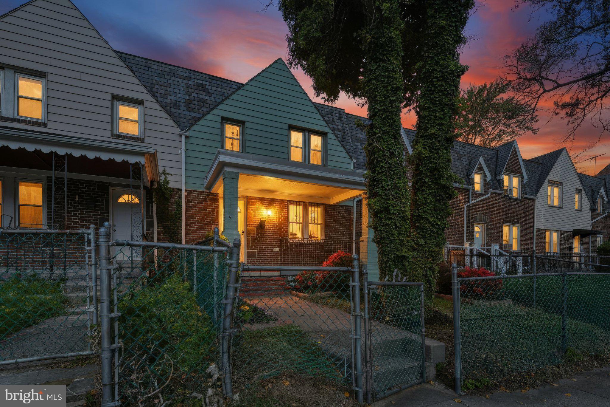 CARROLL-SOUTH HILTON - Residential