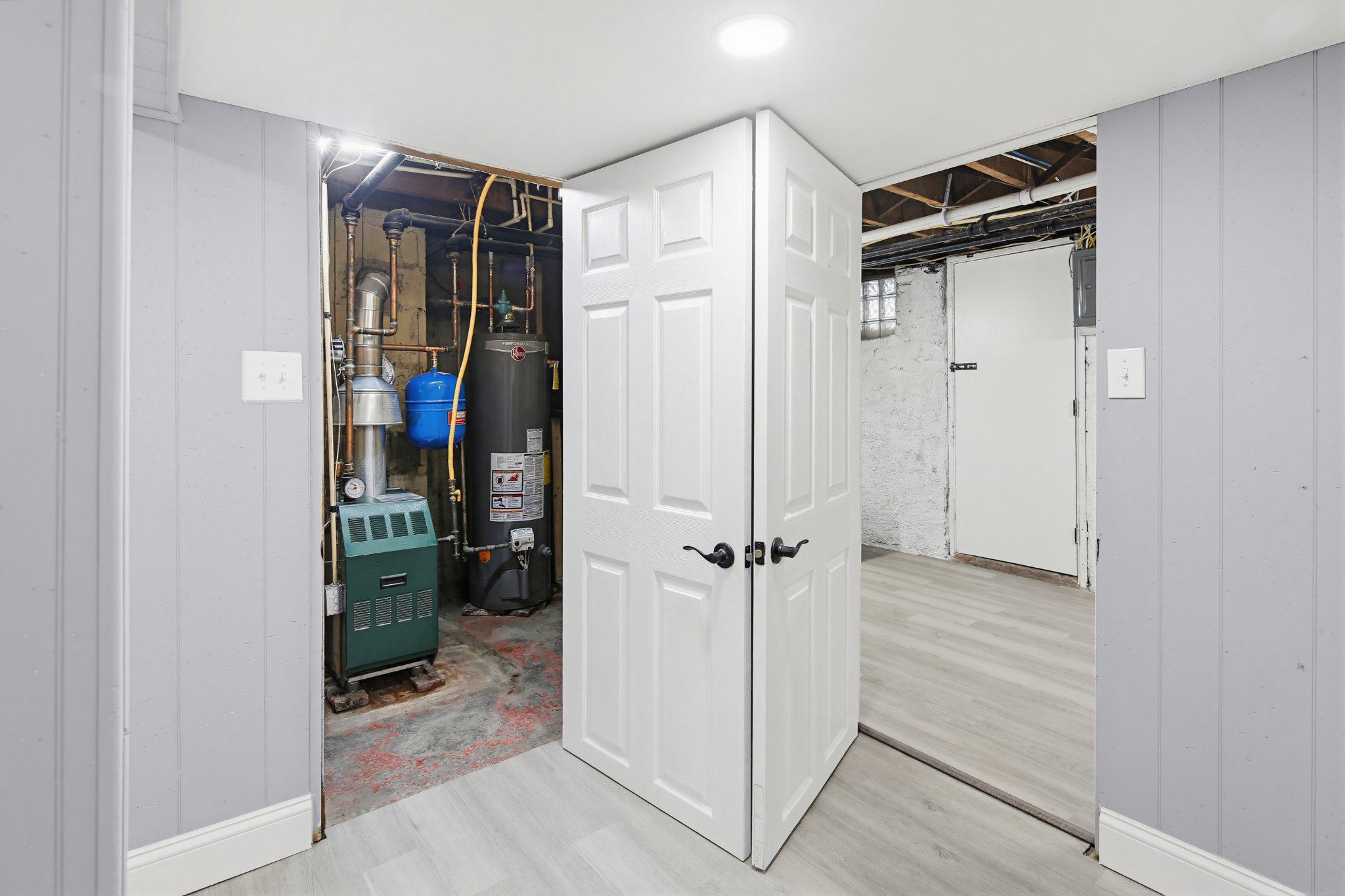 CARROLL-SOUTH HILTON - Residential