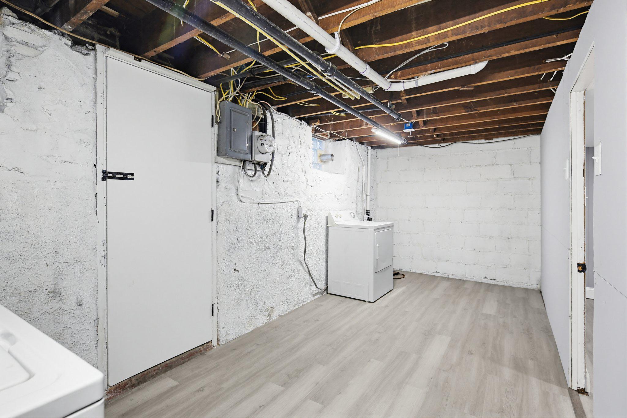 CARROLL-SOUTH HILTON - Residential