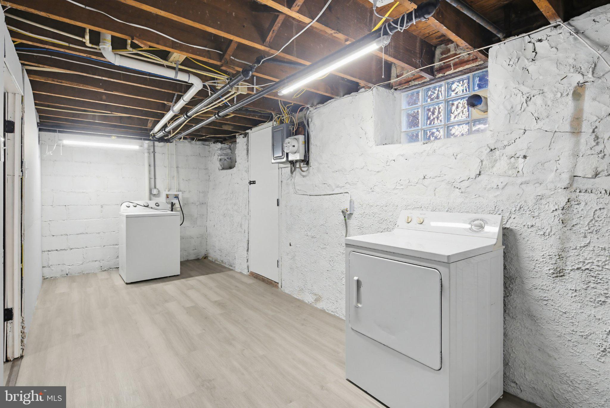 CARROLL-SOUTH HILTON - Residential