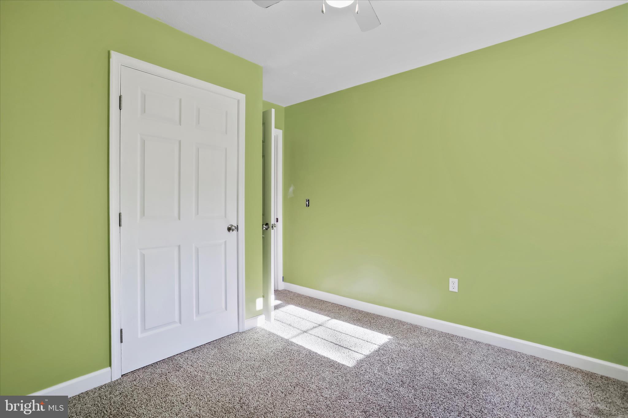 RIDGE HOLLOW ESTATES - Residential