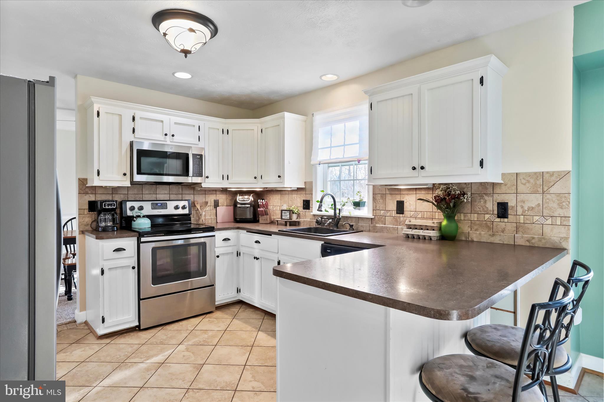 RIDGE HOLLOW ESTATES - Residential