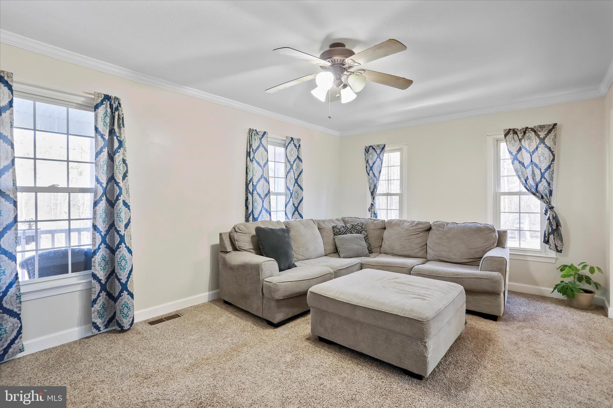 RIDGE HOLLOW ESTATES - Residential