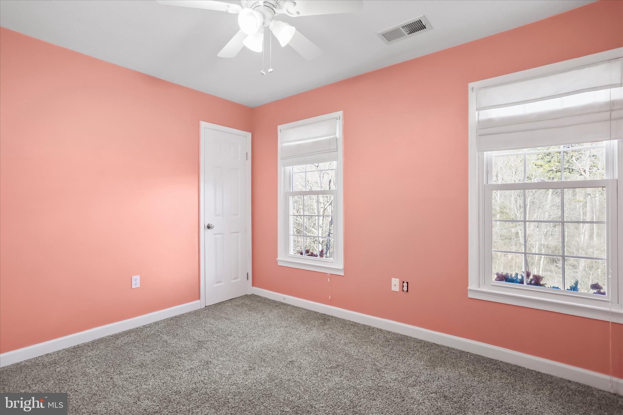 RIDGE HOLLOW ESTATES - Residential