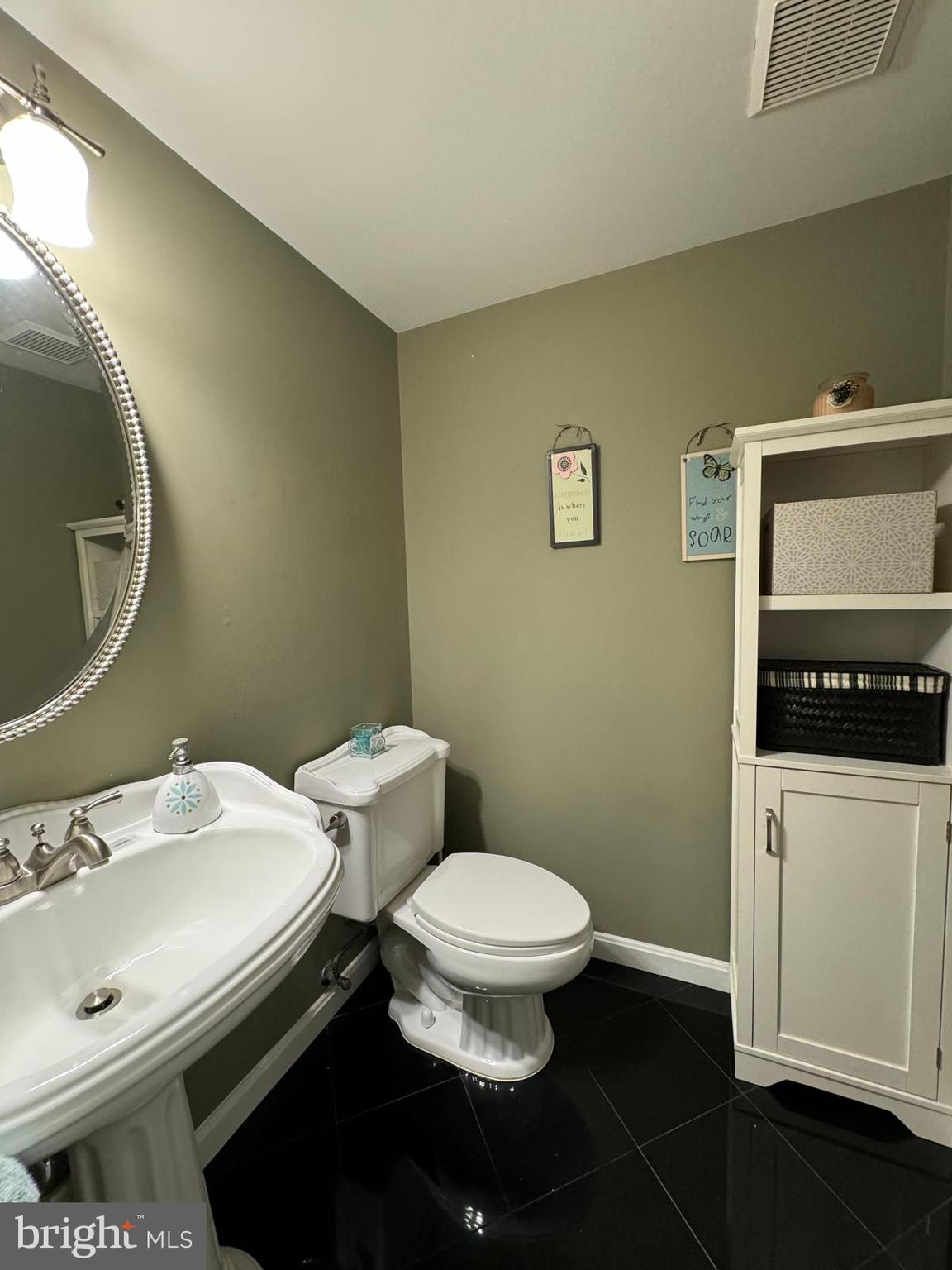 LAKE BRADDOCK - Residential