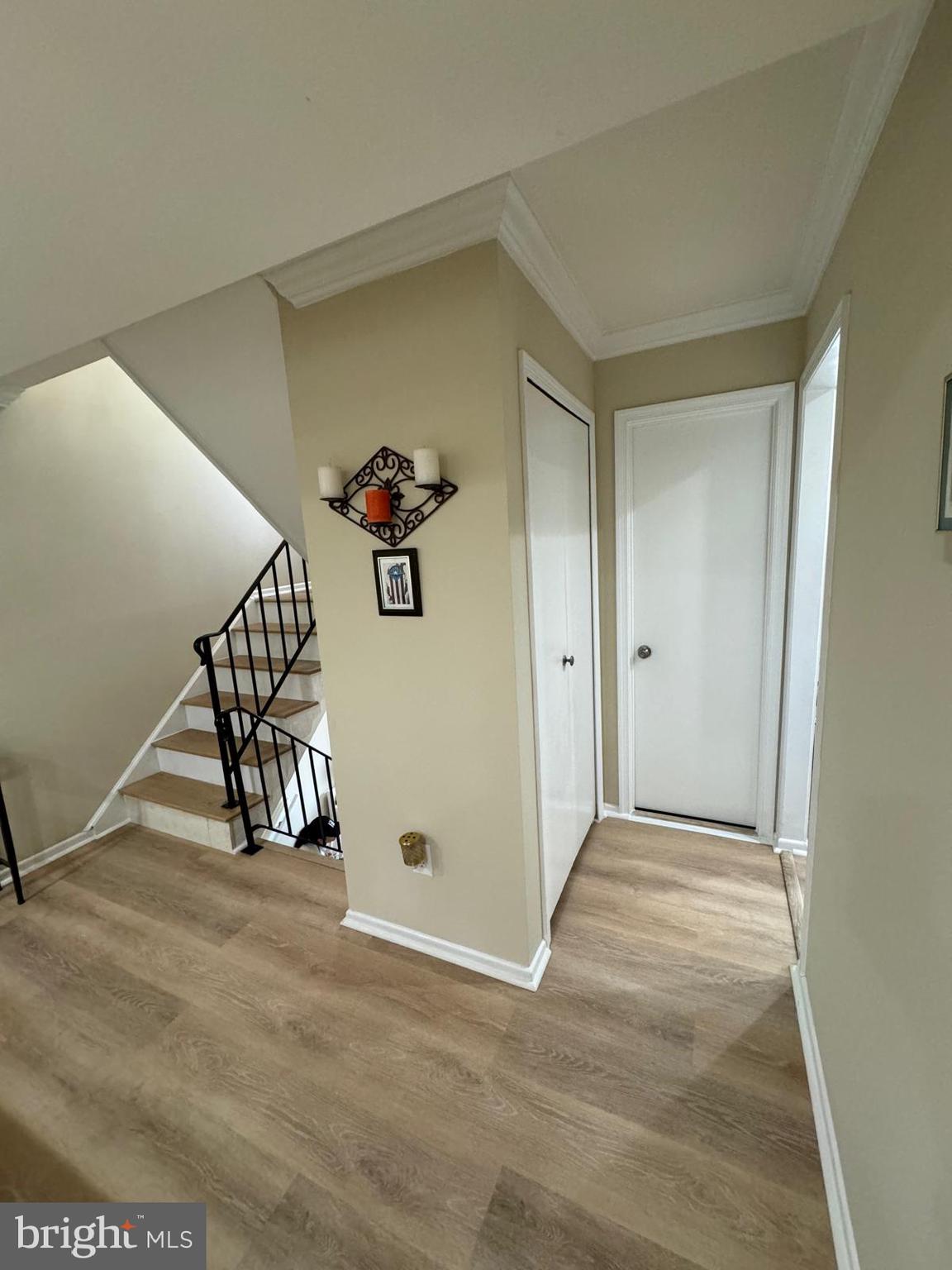 LAKE BRADDOCK - Residential