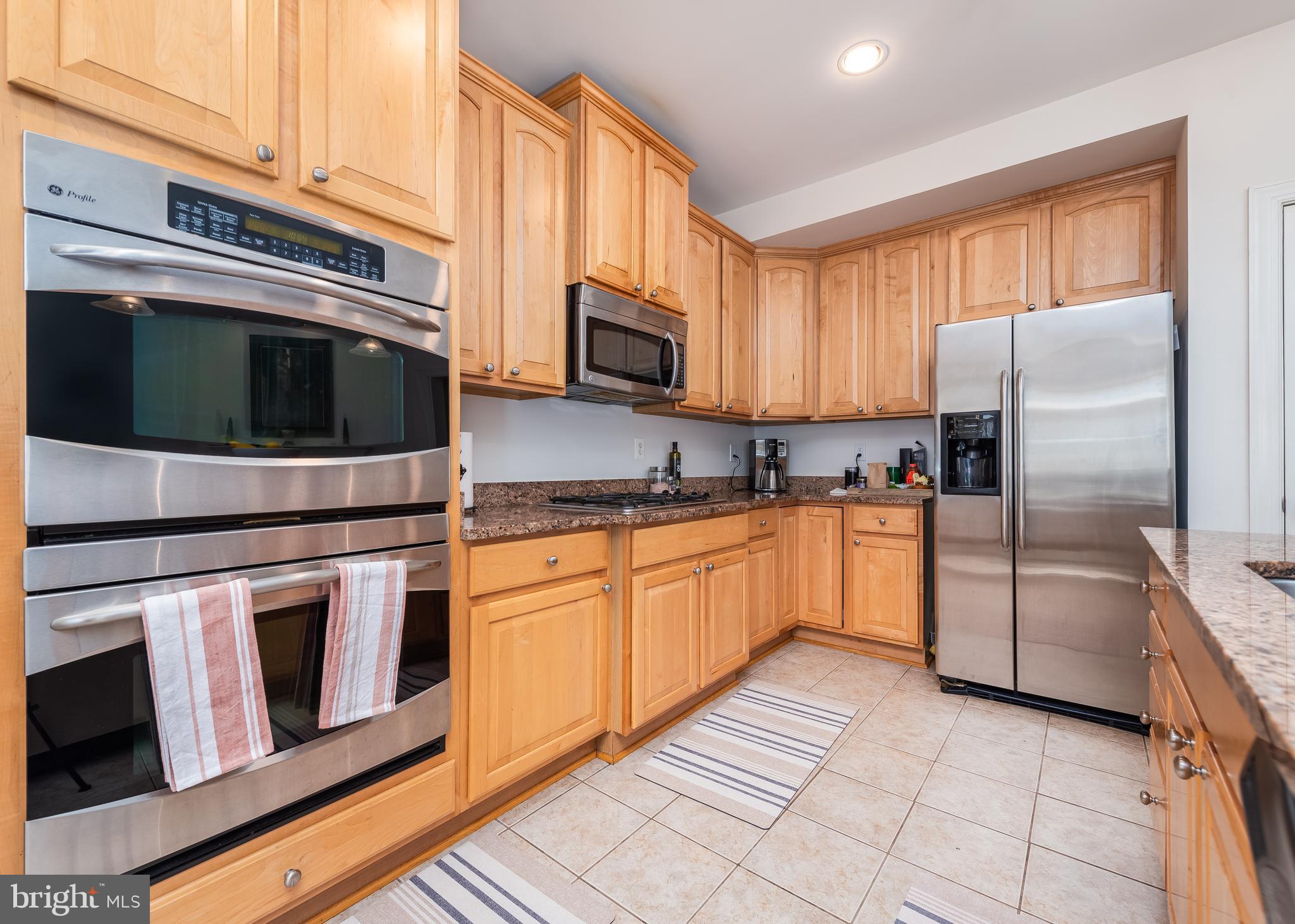 ELKRIDGE CROSSING - Residential