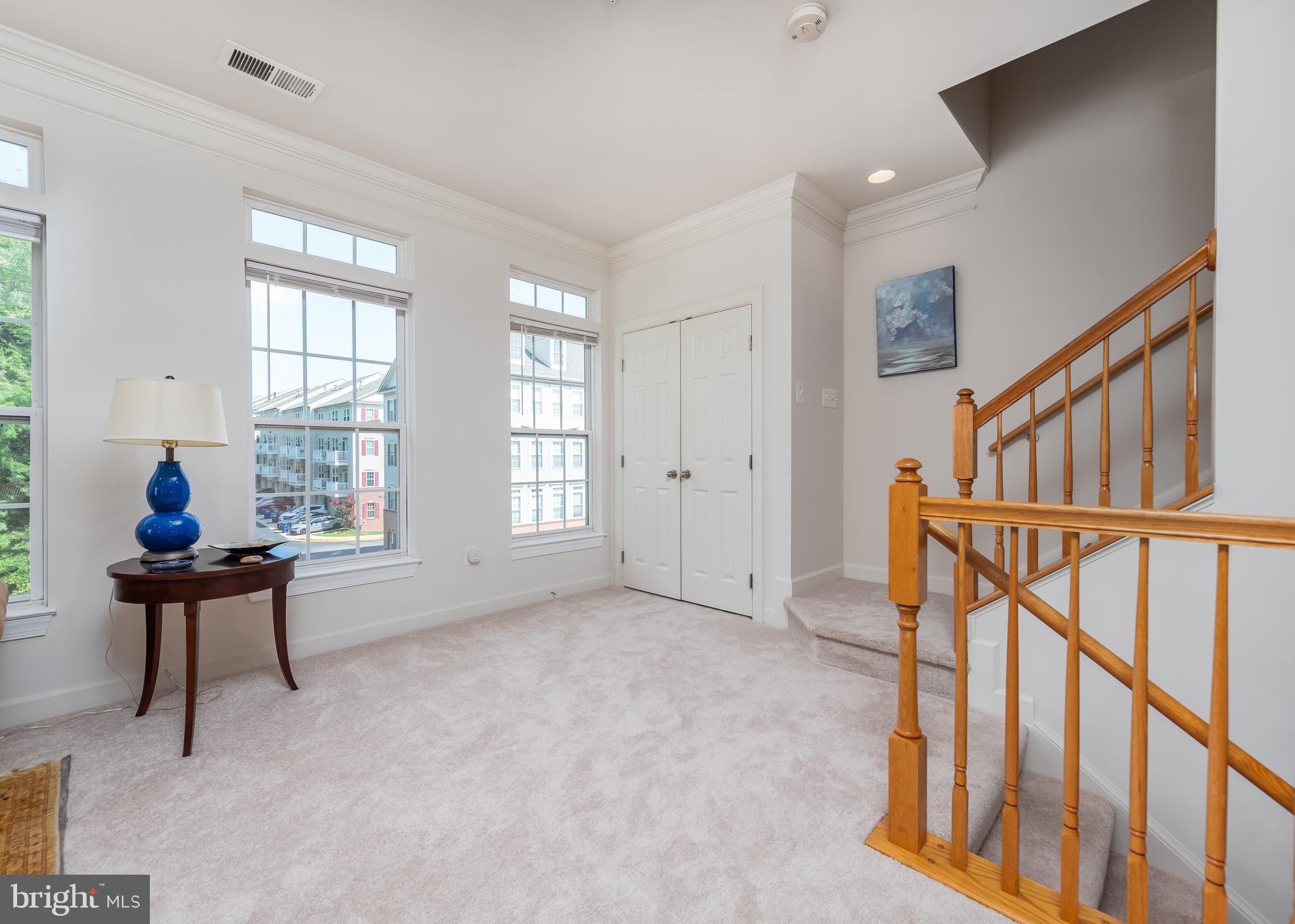 ELKRIDGE CROSSING - Residential