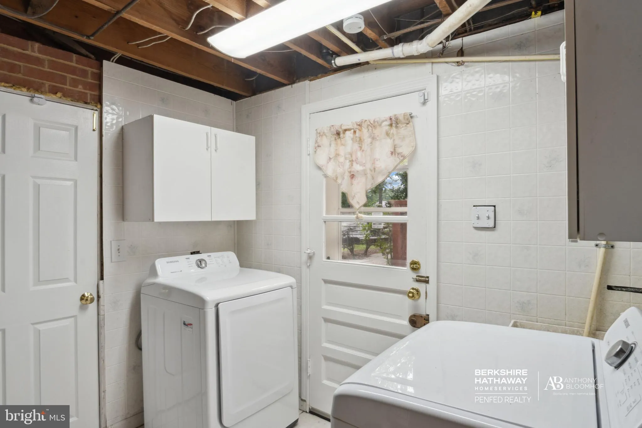 Alexandria, Virginia 22310, United States, 3 Bedrooms Bedrooms, ,3 BathroomsBathrooms,Residential,Coming Soon,132665