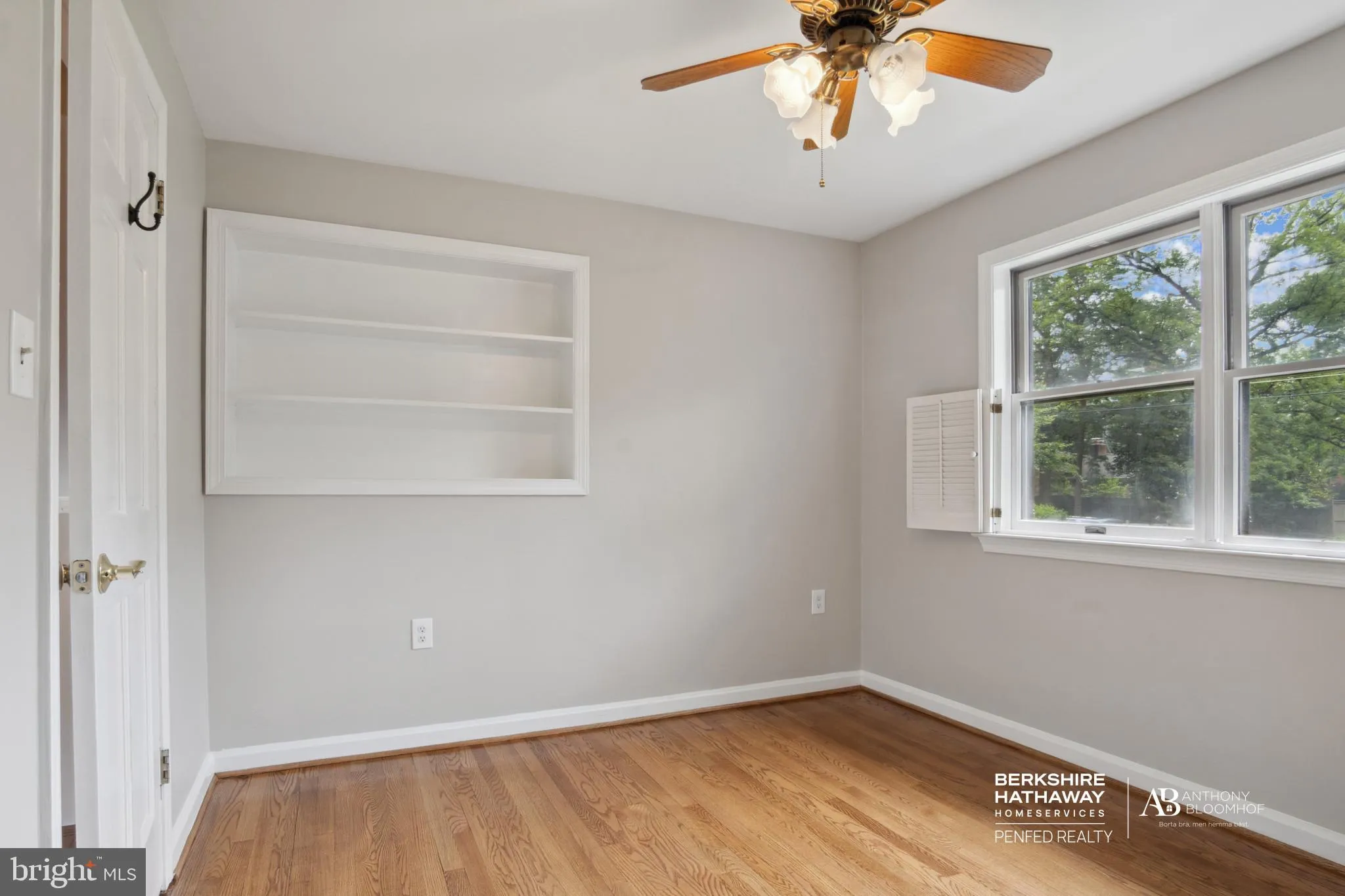 Alexandria, Virginia 22310, United States, 3 Bedrooms Bedrooms, ,3 BathroomsBathrooms,Residential,Coming Soon,132665