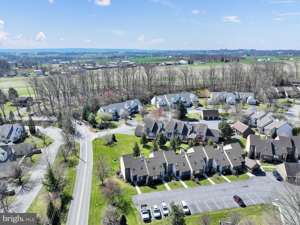 Photo of 34 HAWK VALLEY LN, DENVER, PA 17517 (MLS # PALA2032714)