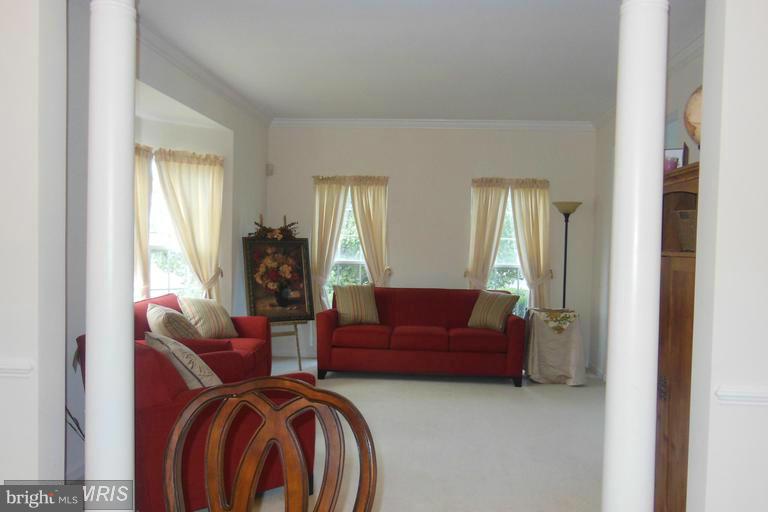 THE HAMLET OF INVERNESS - Residential Lease