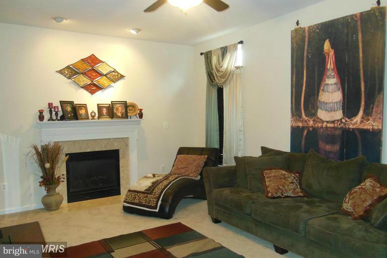 THE HAMLET OF INVERNESS - Residential Lease