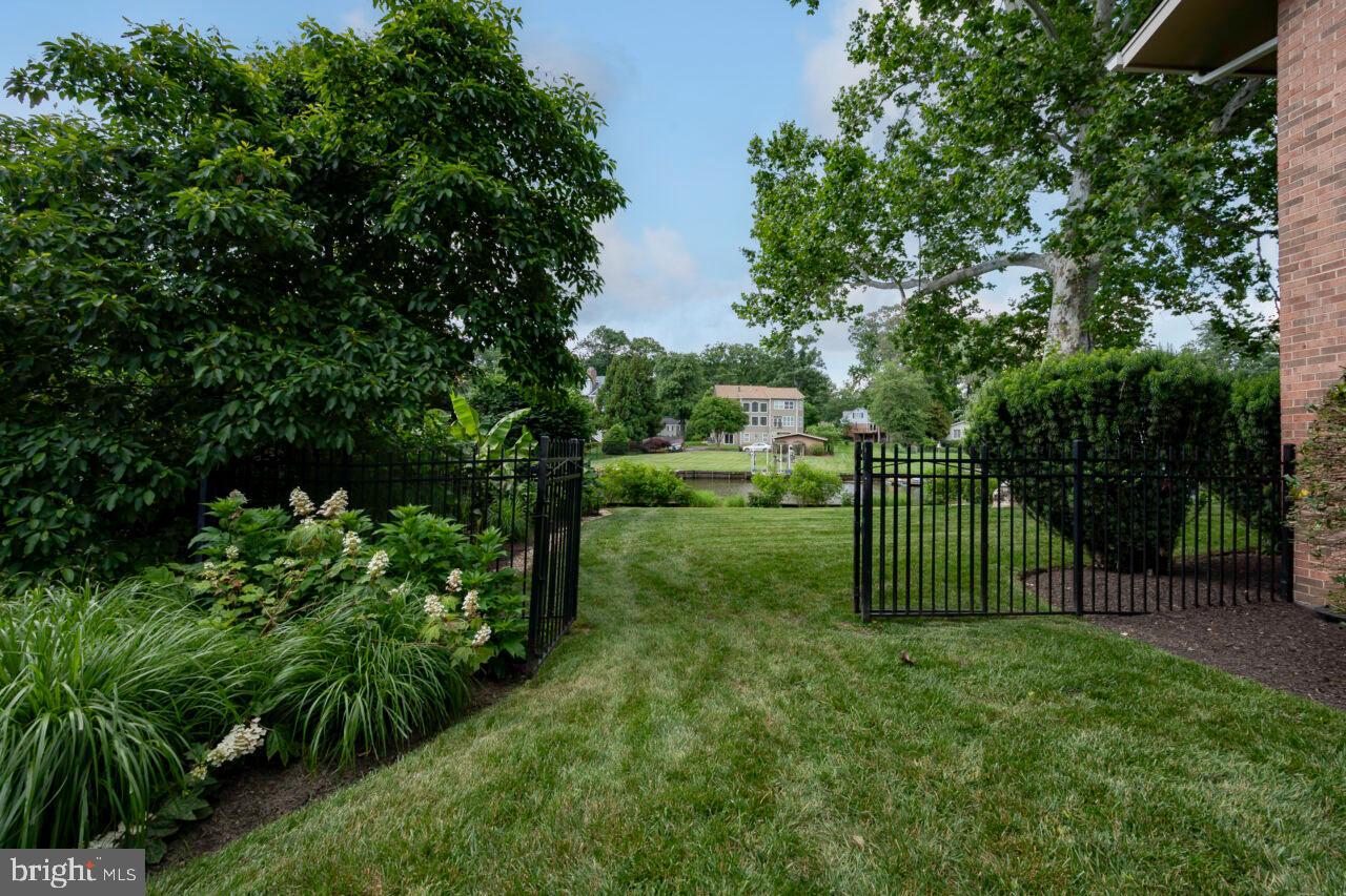 YACHT HAVEN ESTATES - Residential