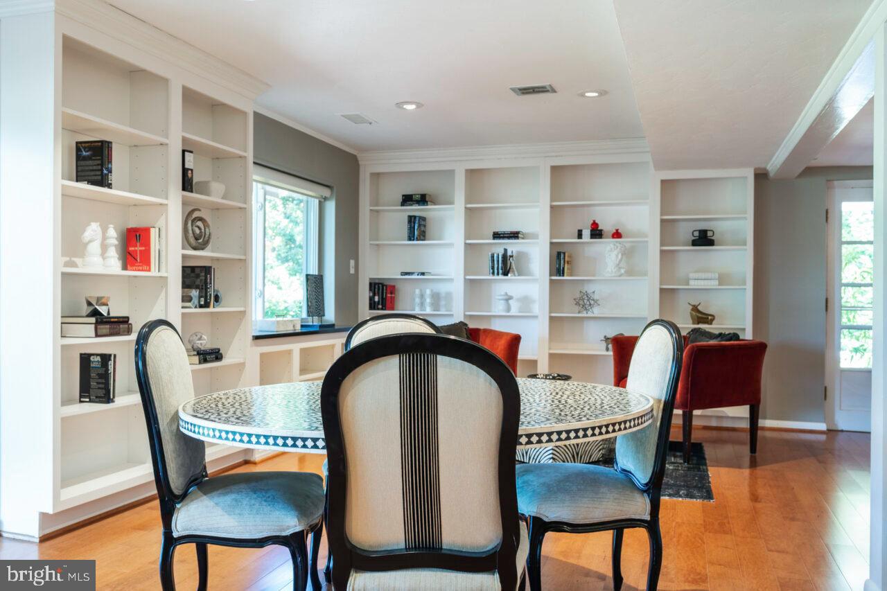 YACHT HAVEN ESTATES - Residential