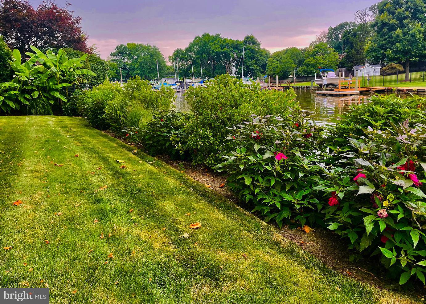 YACHT HAVEN ESTATES - Residential