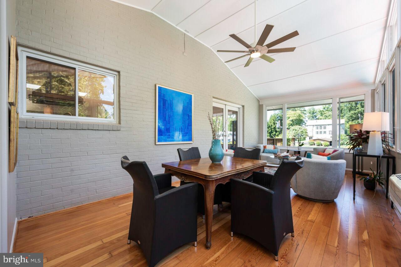 YACHT HAVEN ESTATES - Residential