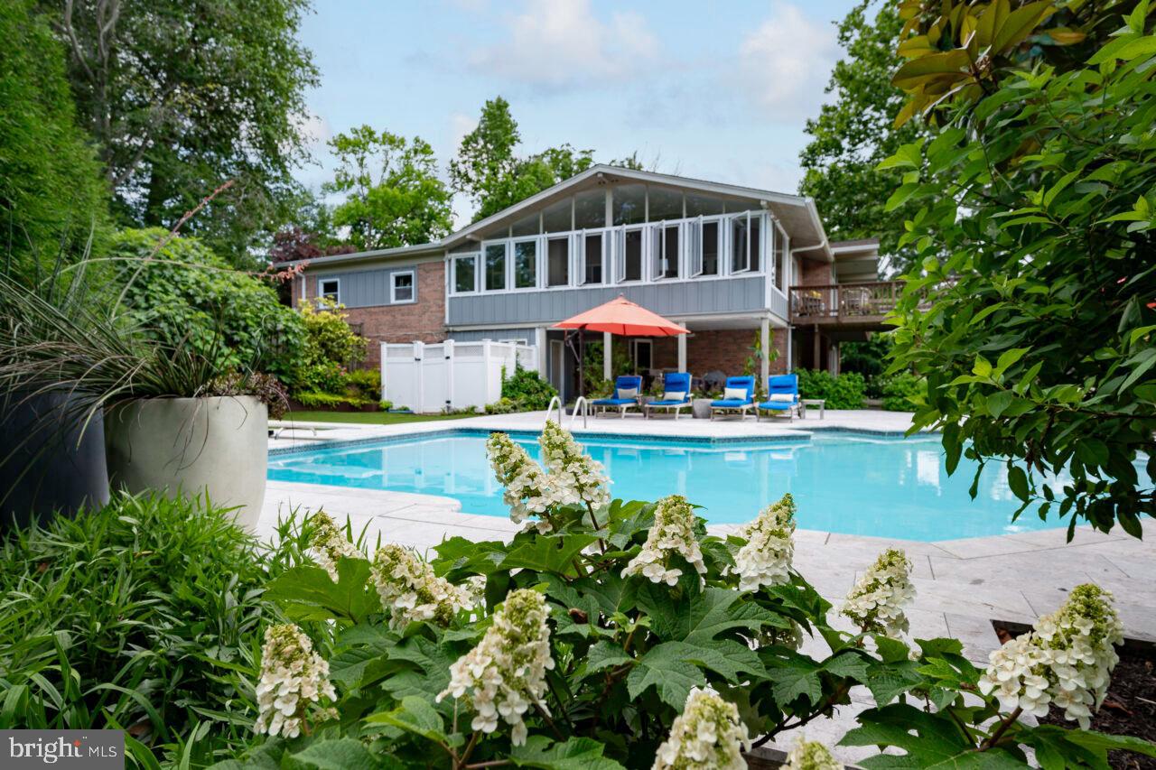 YACHT HAVEN ESTATES - Residential