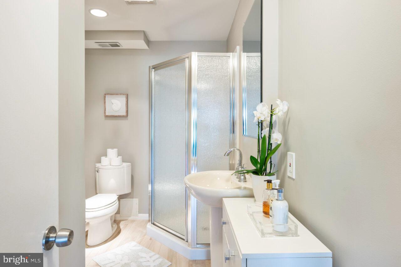 YACHT HAVEN ESTATES - Residential