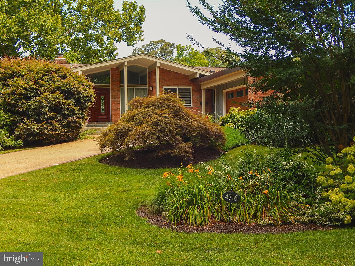 YACHT HAVEN ESTATES - Residential