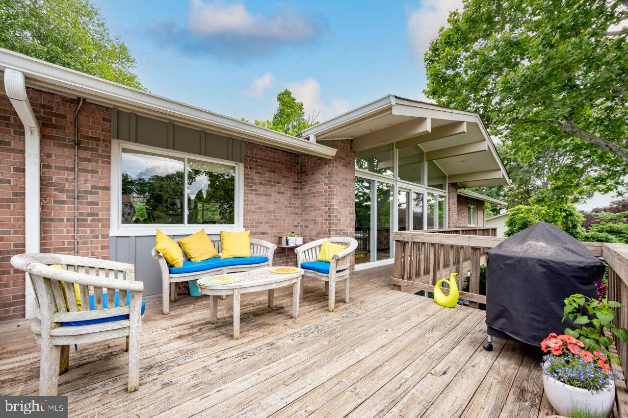 YACHT HAVEN ESTATES - Residential