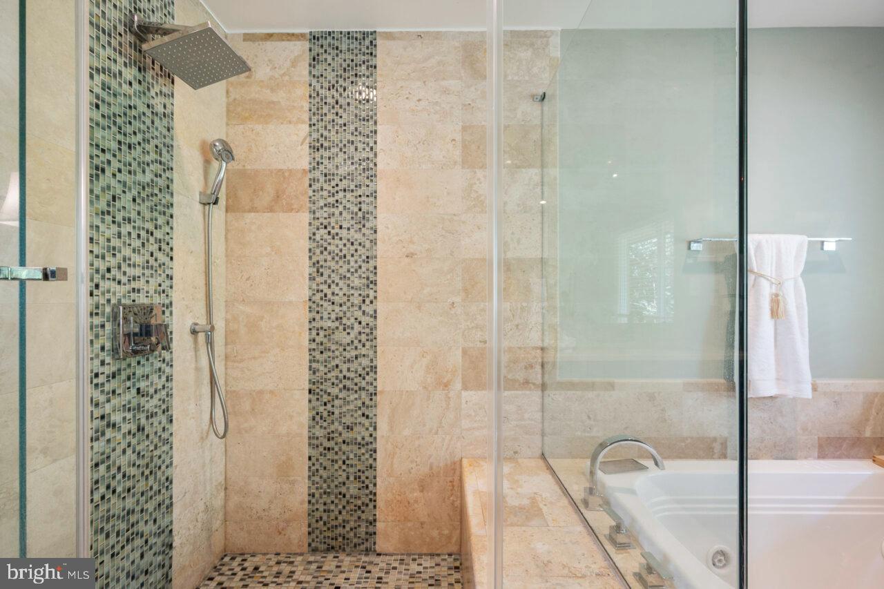 YACHT HAVEN ESTATES - Residential