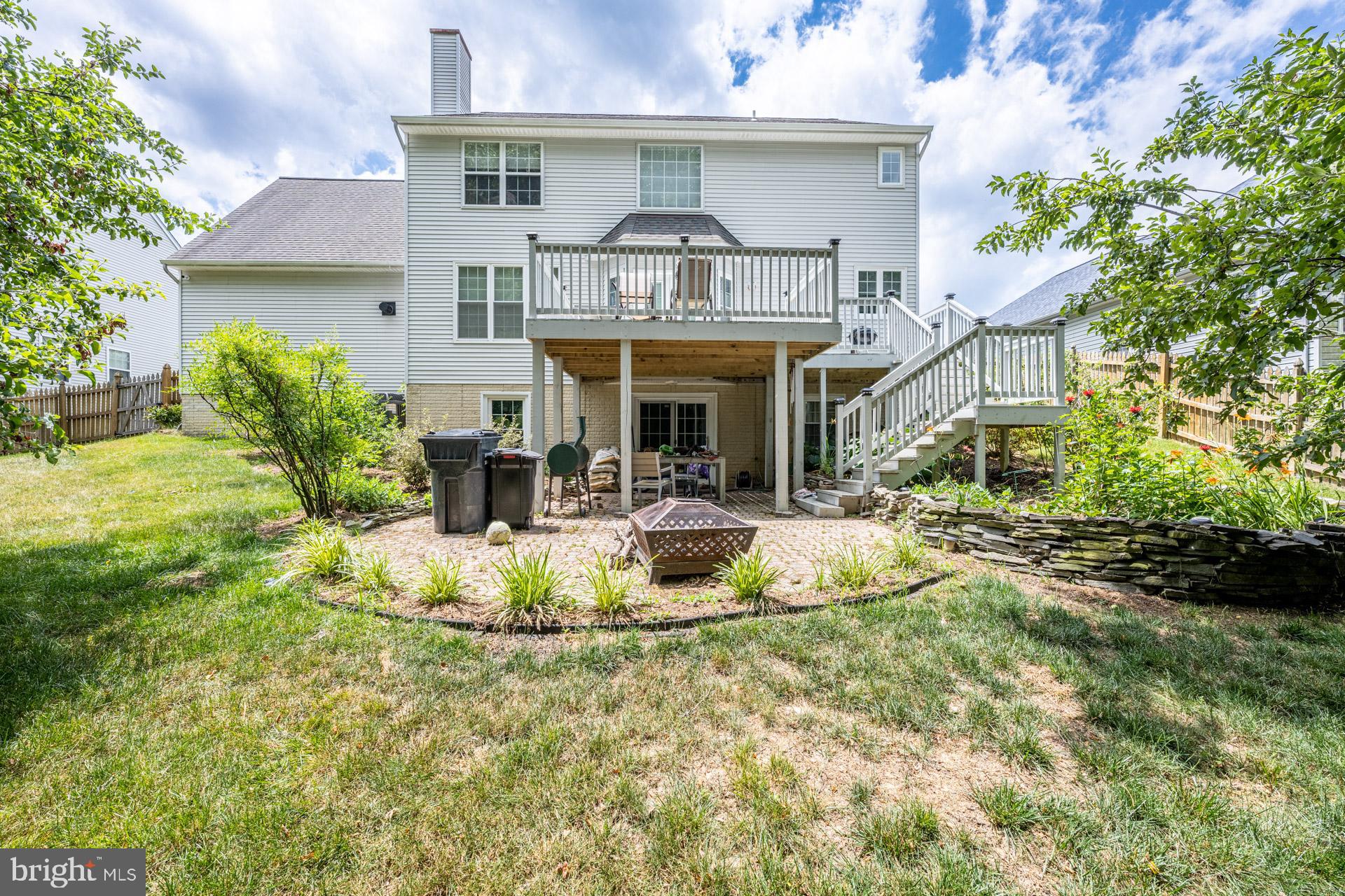 CONSTITUTION HILLS - Residential