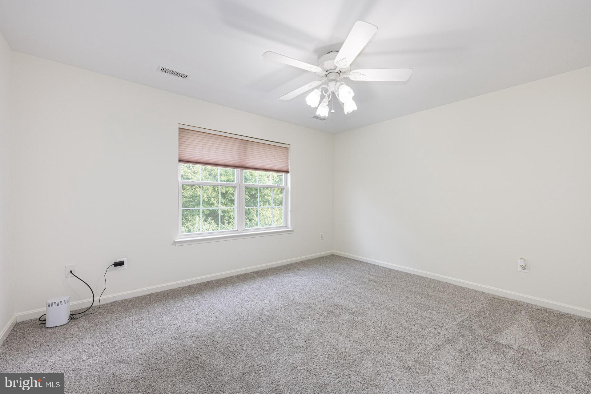 CONSTITUTION HILLS - Residential