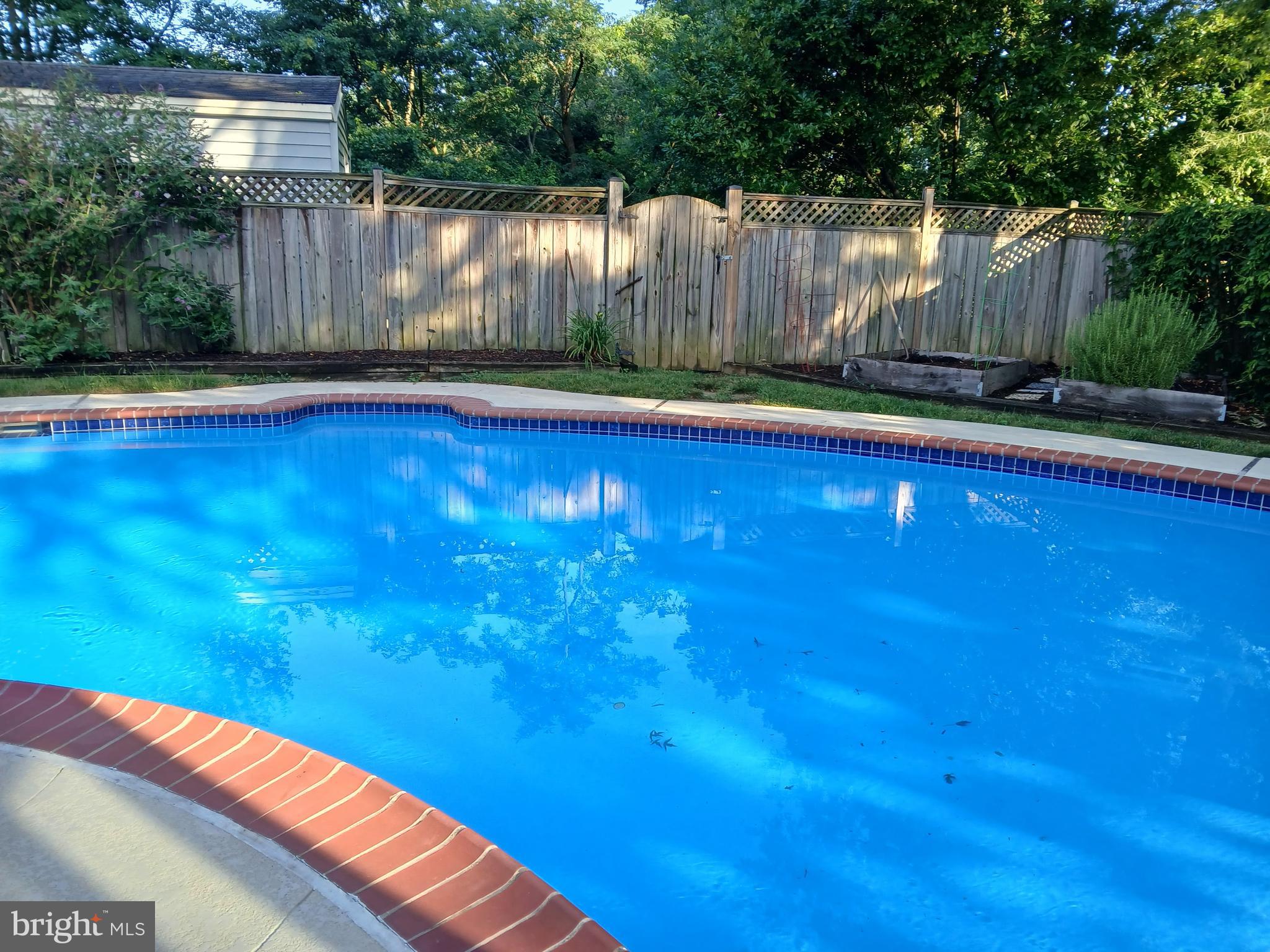 MT VERNON MANOR - Residential