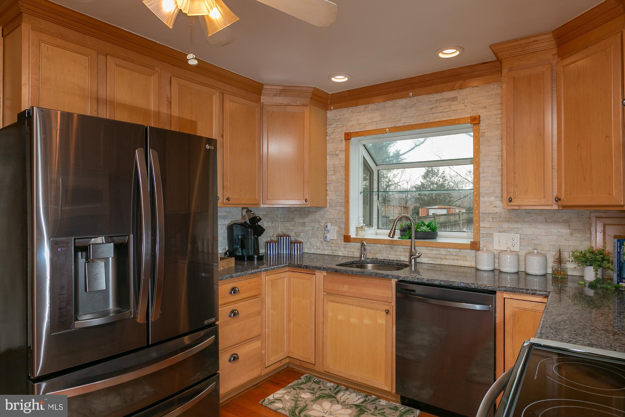 MT VERNON MANOR - Residential