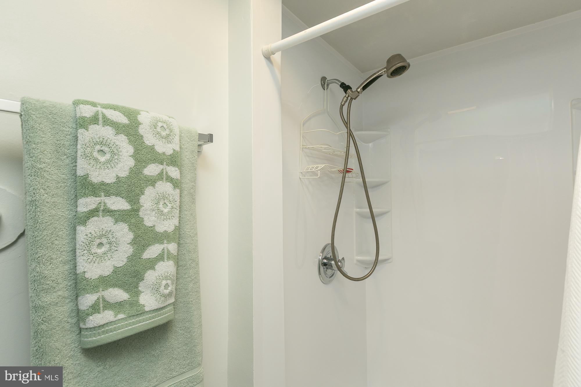 MT VERNON MANOR - Residential