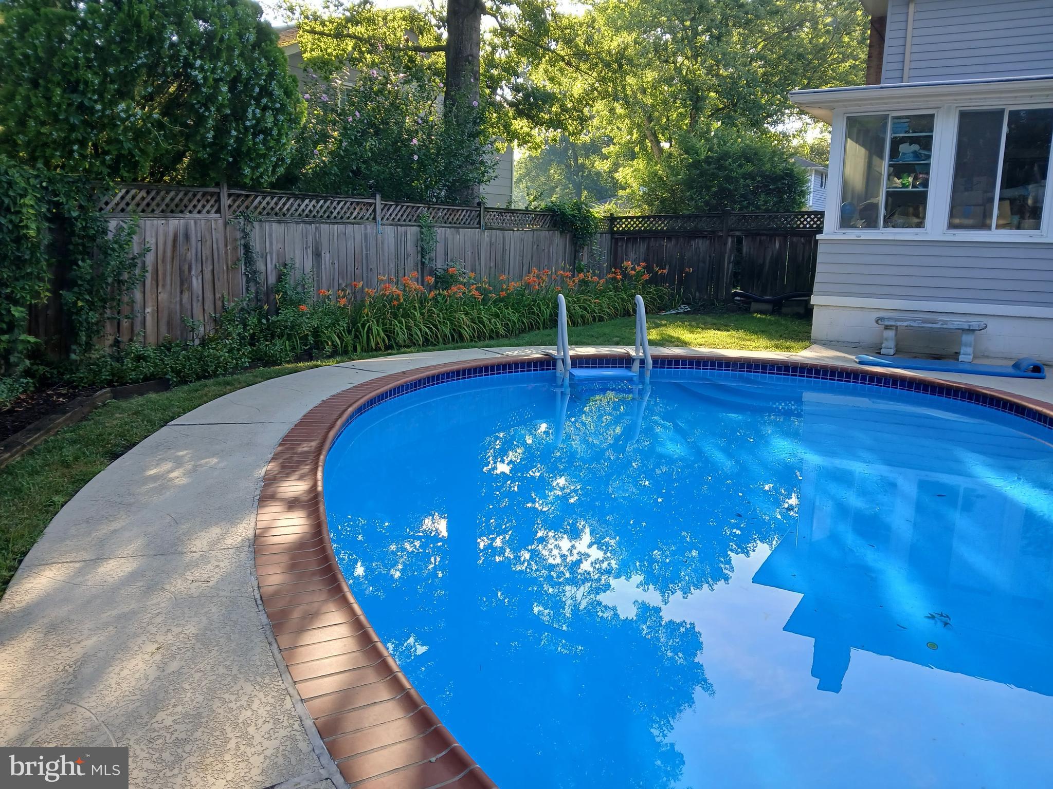 MT VERNON MANOR - Residential