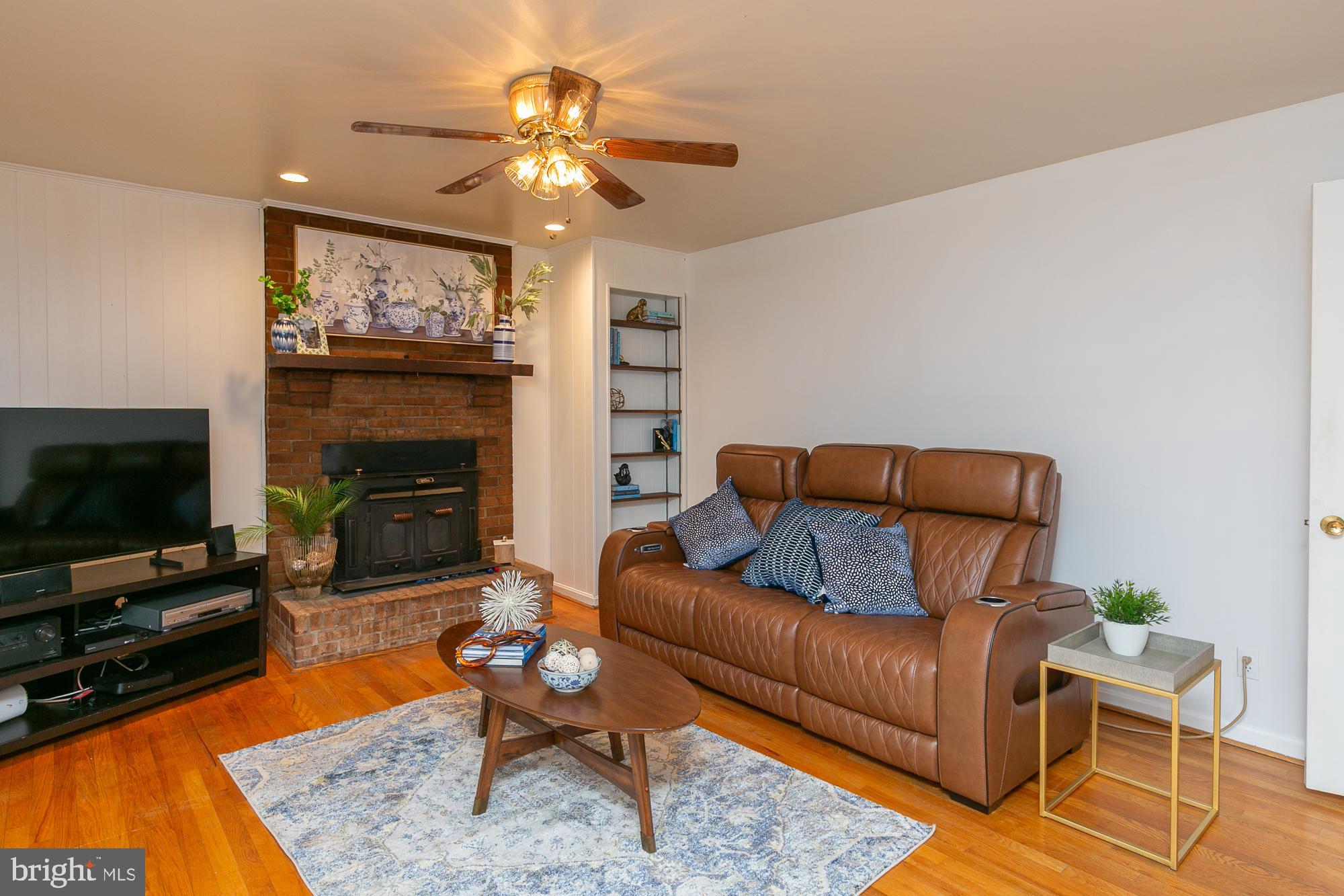 MT VERNON MANOR - Residential