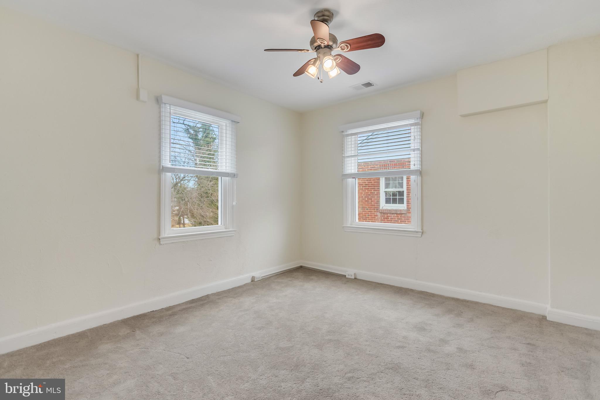 HILLSDALE ESTATES - Residential