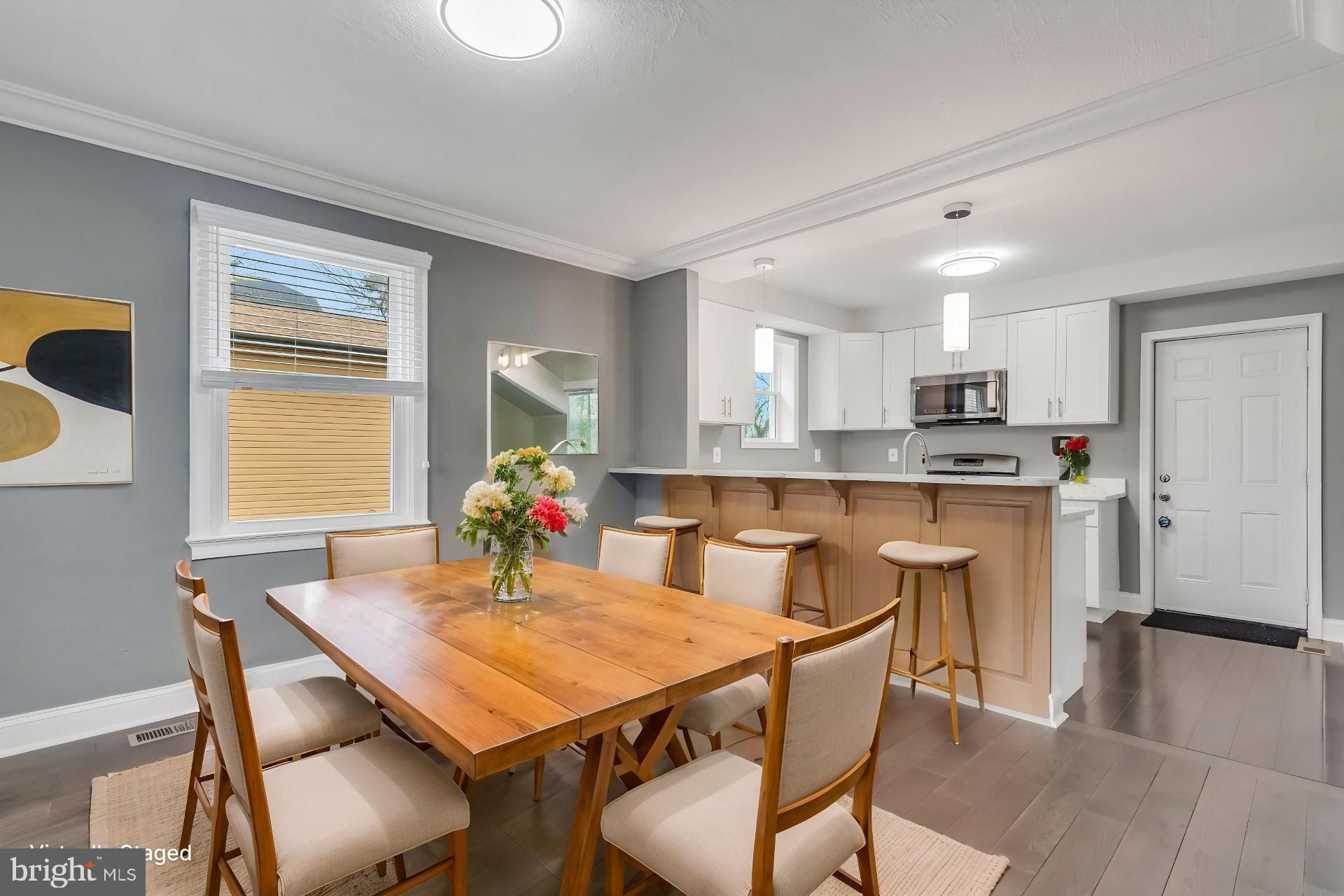 HILLSDALE ESTATES - Residential