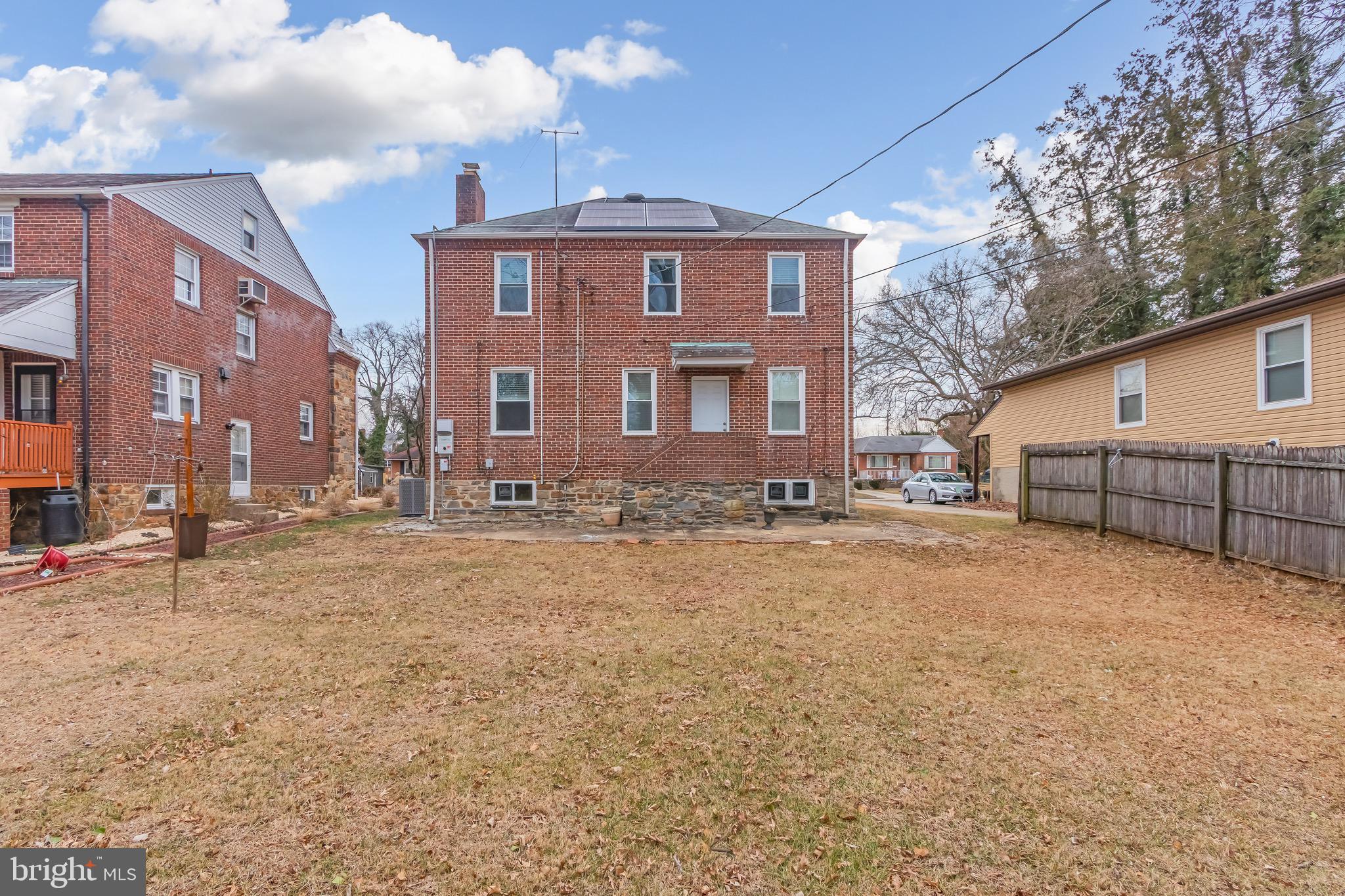 HILLSDALE ESTATES - Residential