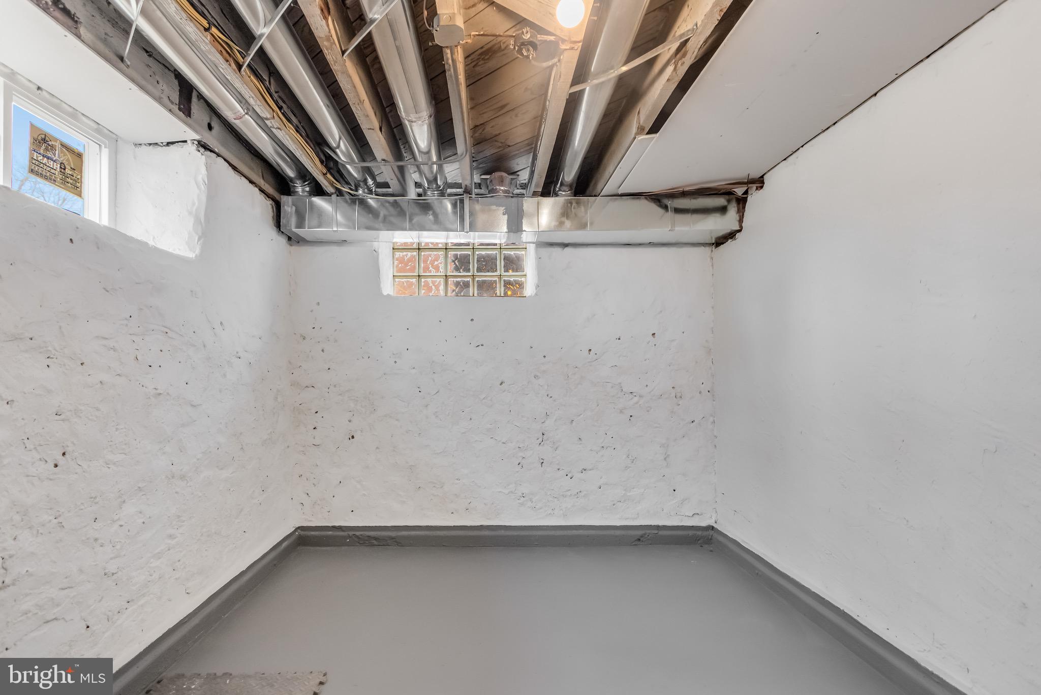 HILLSDALE ESTATES - Residential