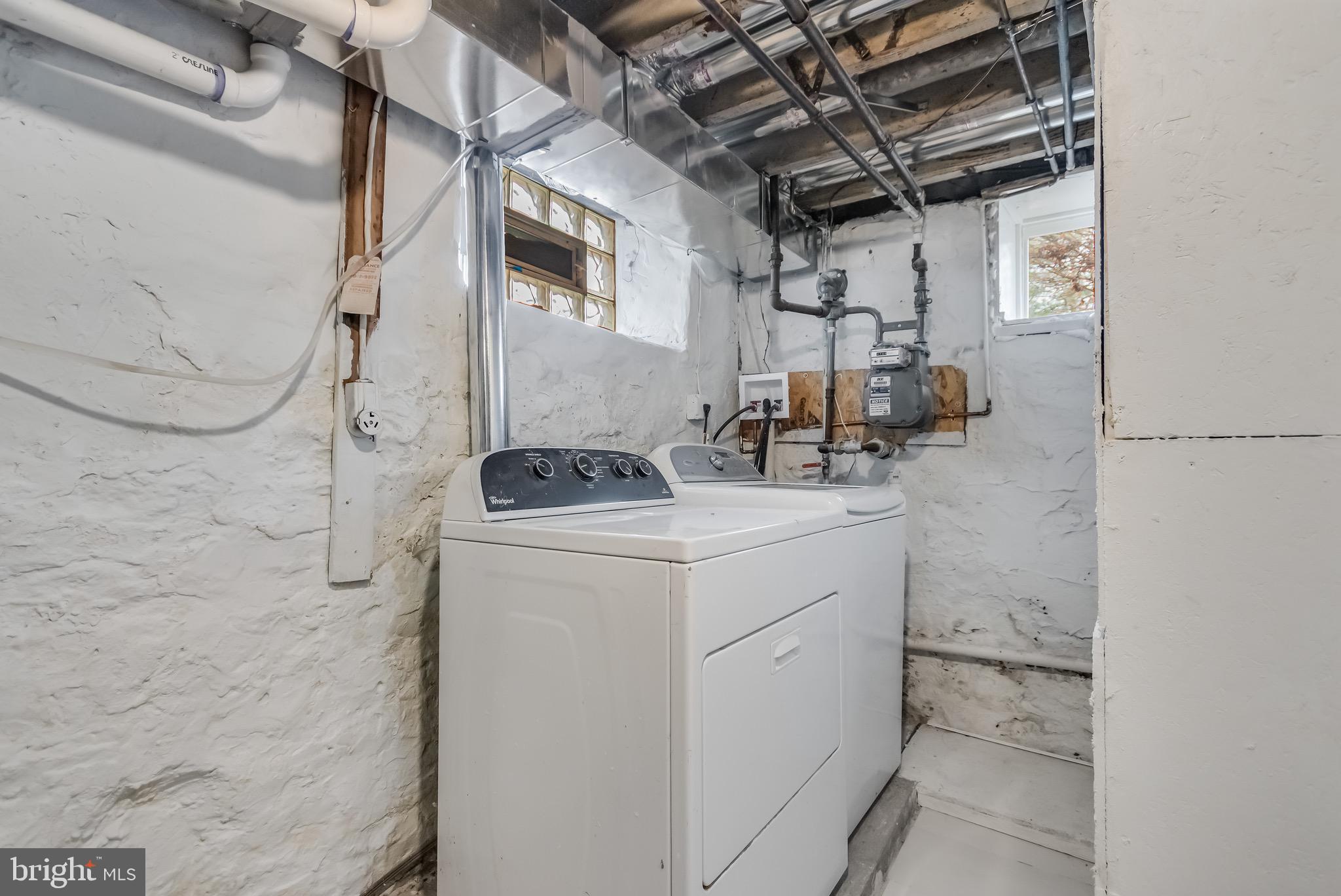 HILLSDALE ESTATES - Residential