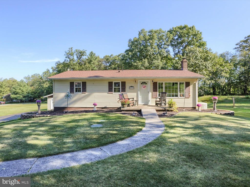 Photo of 5333 Spruce Rd, FAYETTEVILLE, PA 17222 (MLS # PAFL2029118)