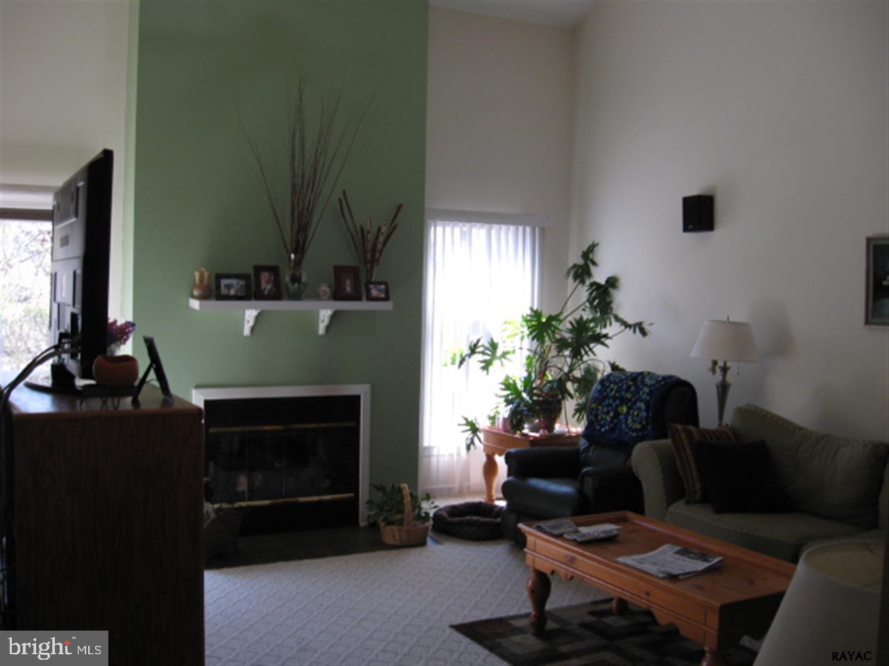 WESTVIEW MANOR - Residential