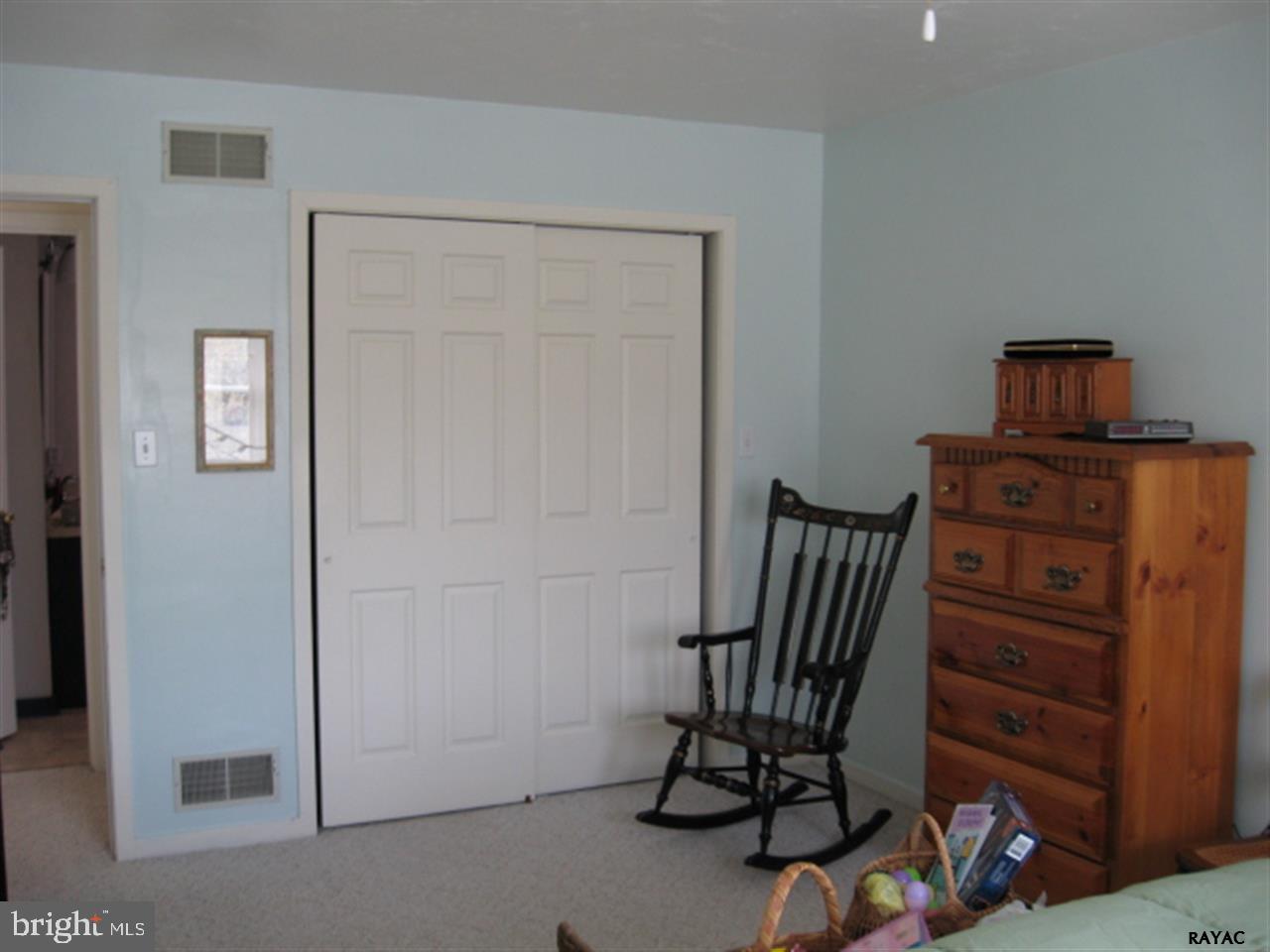 WESTVIEW MANOR - Residential