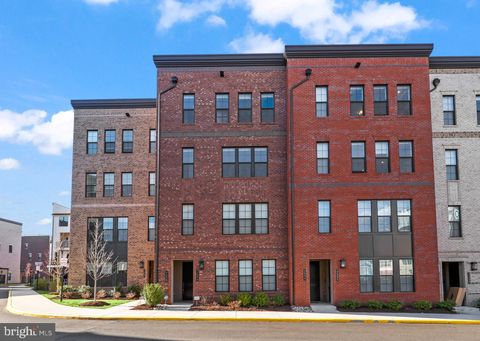 7558 SAWYER FARM WAY 1404 MCLEAN VA 22102
