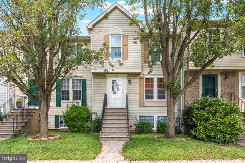 Townhouse For Sale - 2453 Bolton Lane<br/> Anne Arundel County, CROFTON, MD 21114