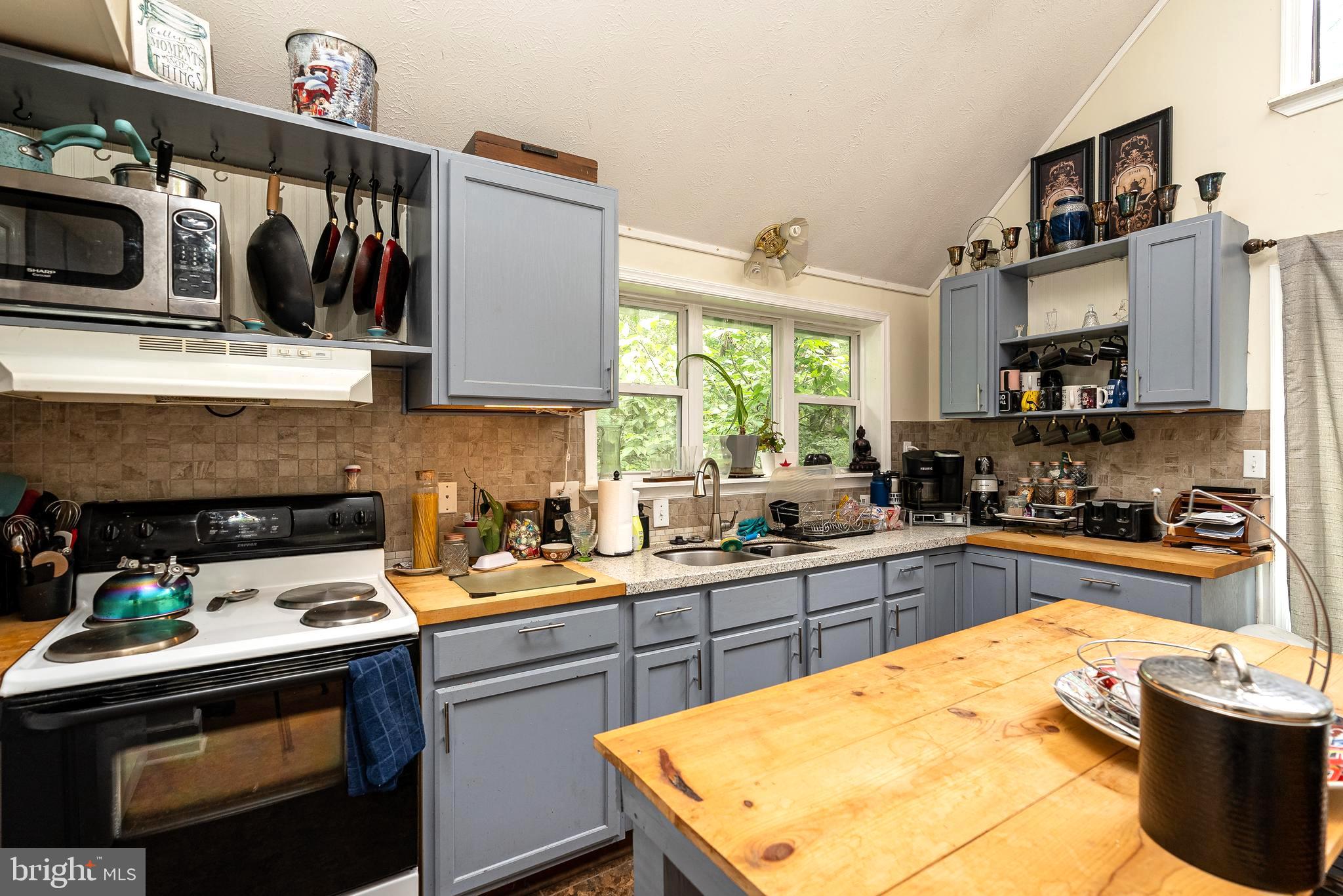 ALPINE ACRES - Residential