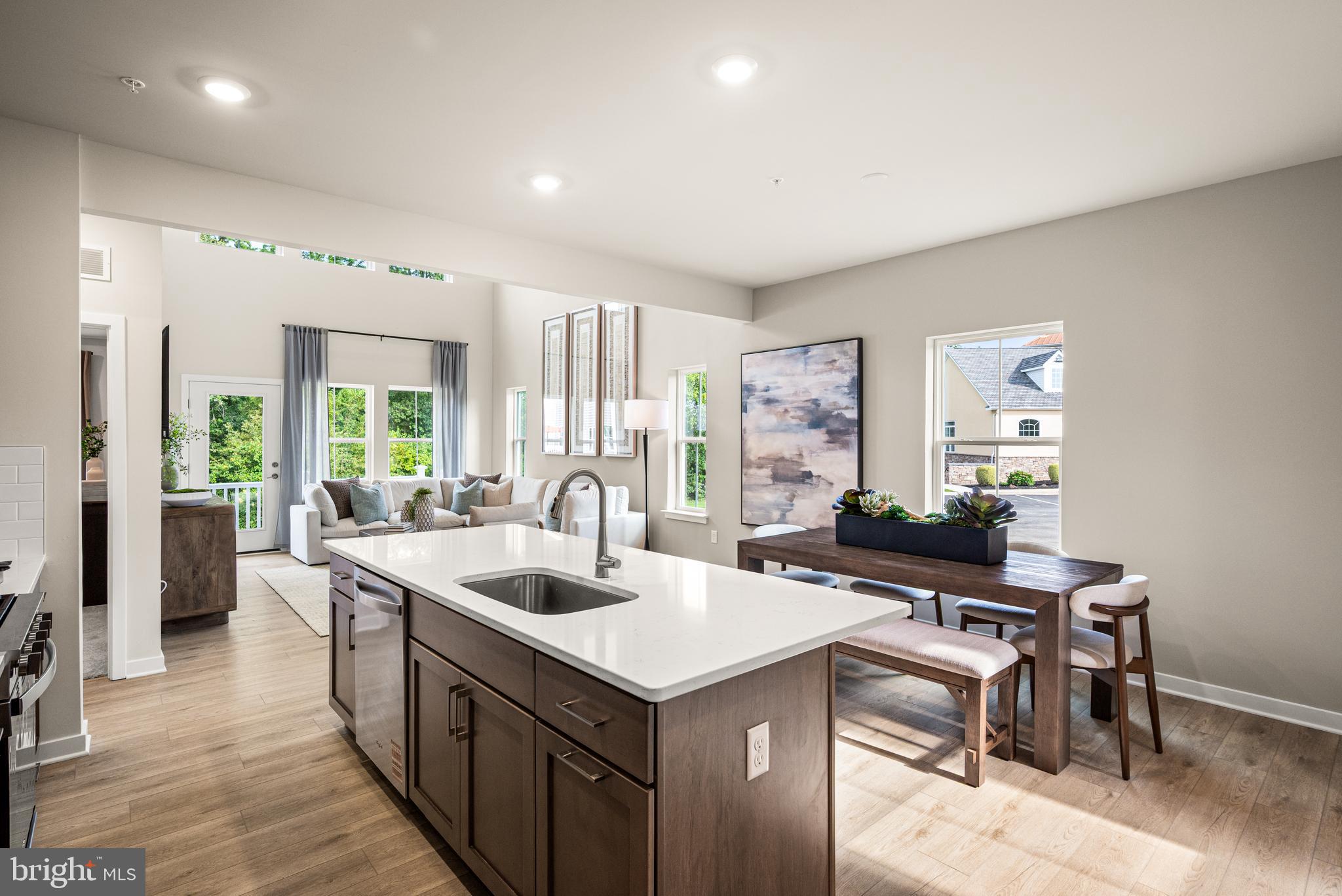 RIVERBEND - Residential