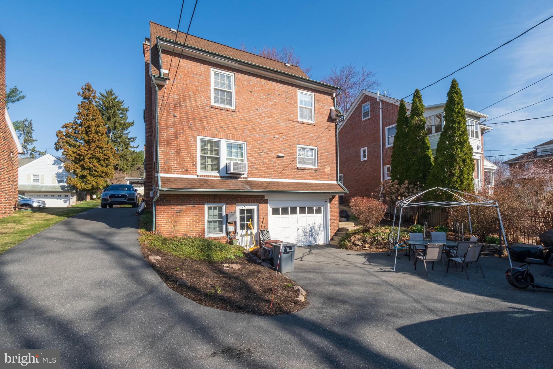 448 GREGG STREET