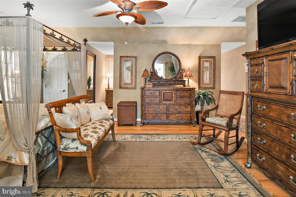 STONE HARBOR - Residential