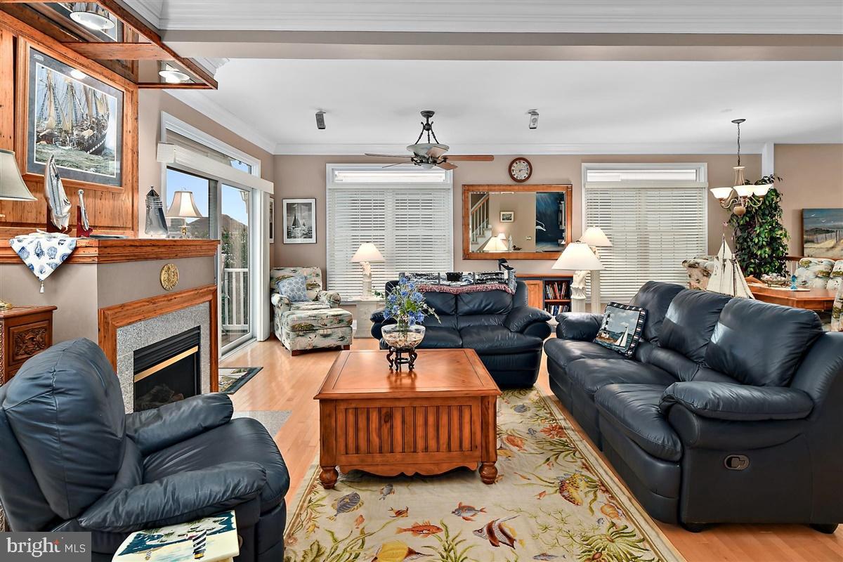 STONE HARBOR - Residential